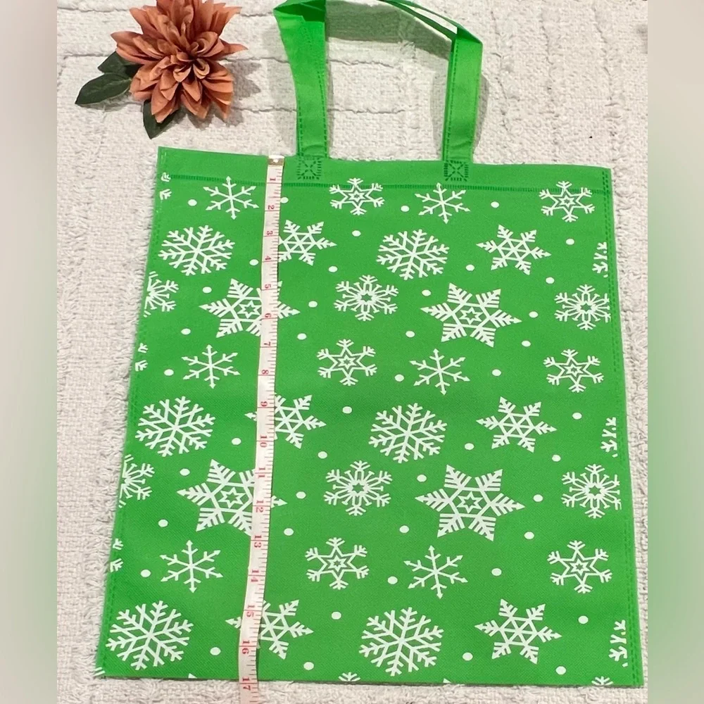 24 Piece Holiday Christmas Reusable Tote Bags- 14.5in x17in